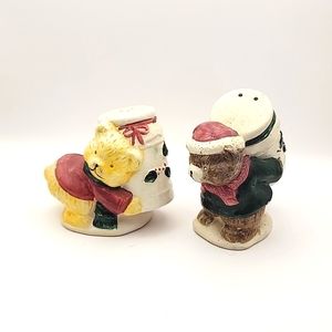 Vintage Seasons Collection of ceramic Christmas Teddy Bears salt & pepper shaker